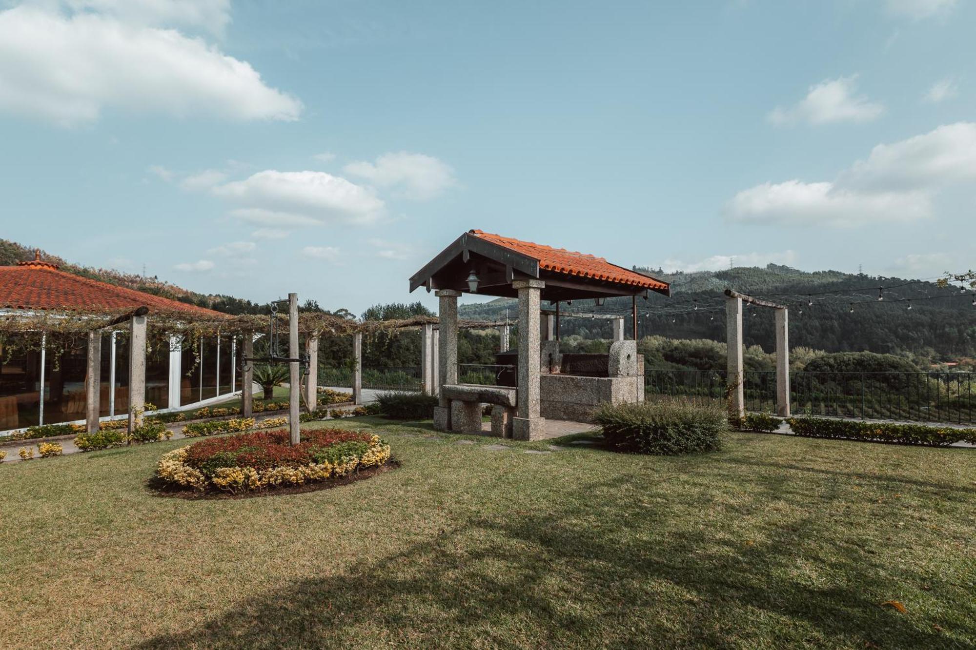 Quinta Da Eira Do Sol Villa Guimarães Buitenkant foto